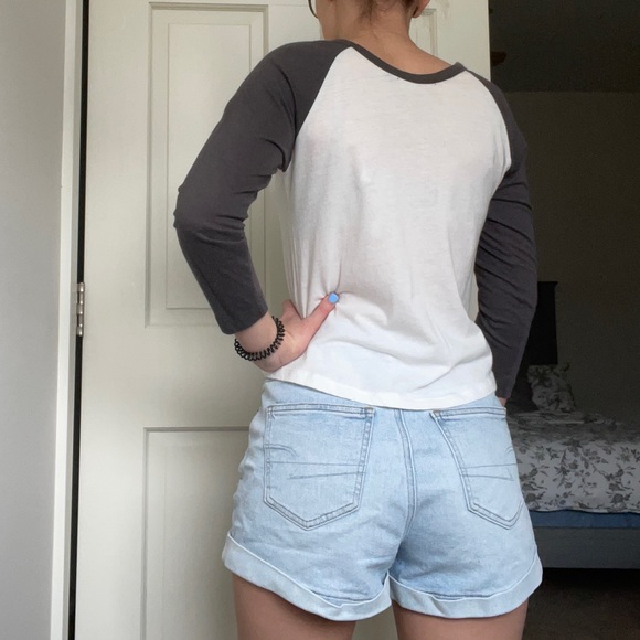 Brandy Melville Baseball Tee - Picture 3 of 6